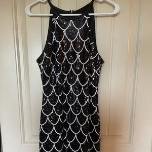 Homecoming style dress. Great condition! Worn once